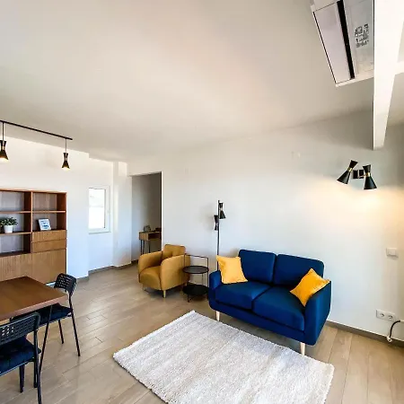 Balcony W Seaview - 1 Bed Apart * Luz
