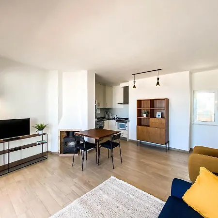 Daire Balcony W Seaview - 1 Bed Apart